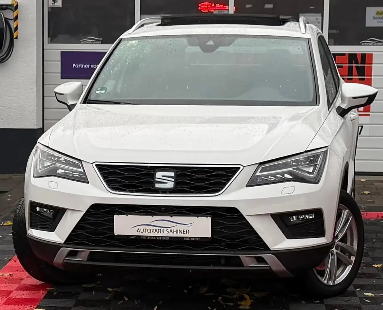 SEAT Ateca ATECA*PANORAMA*TEMPOMAT*ALLRAD Weiß - 1