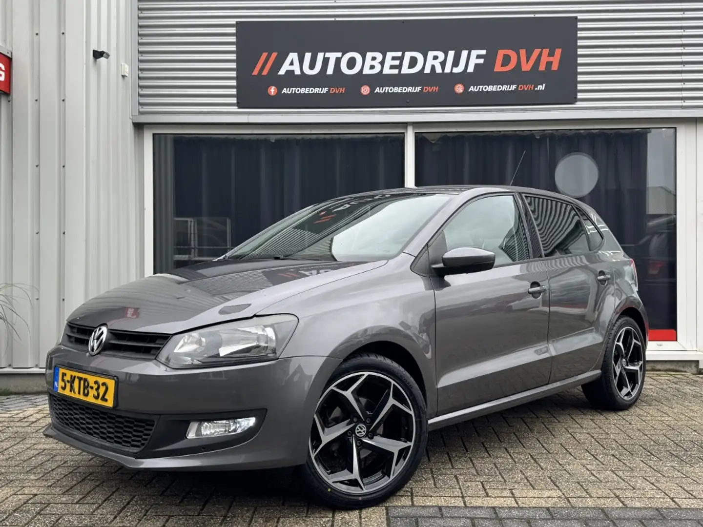 Volkswagen Polo 1.4-16V | NW. D-RIEM + SERVICE | AIRCO | RIJKLAAR! Grijs - 1