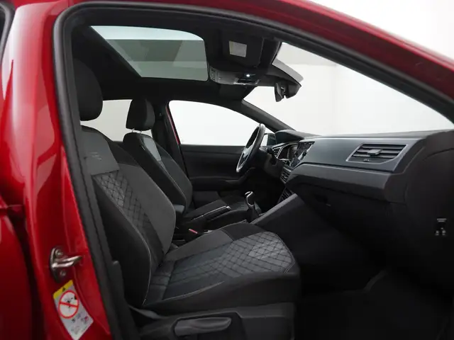 Volkswagen Taigo view 3