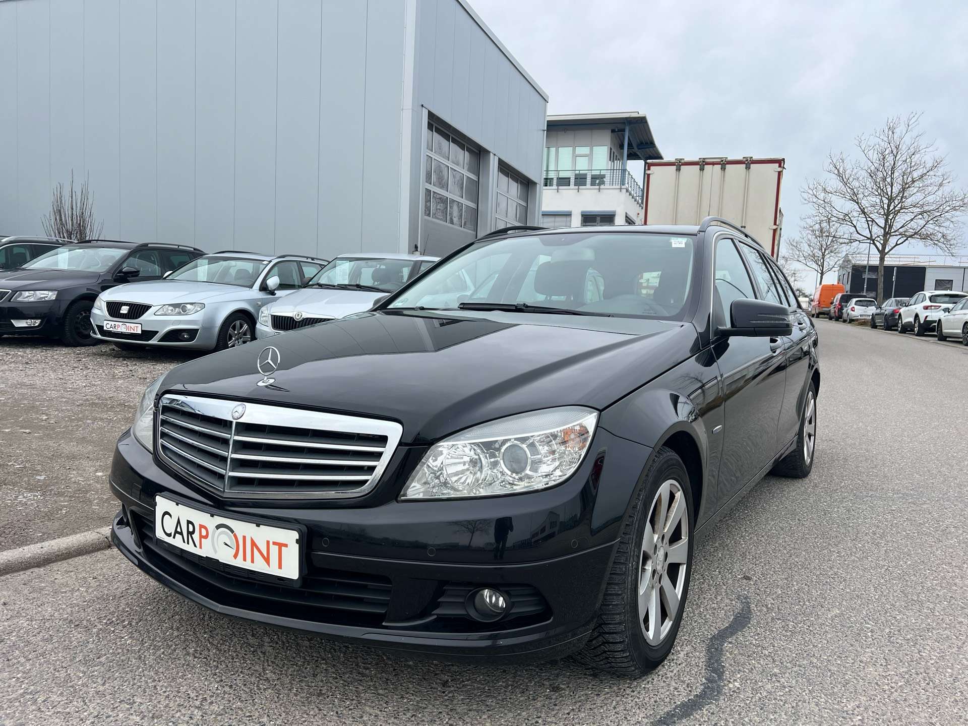 Second hand Mercedes Benz C-Class 