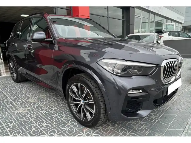 BMW X5 xDrive 40iA xLine