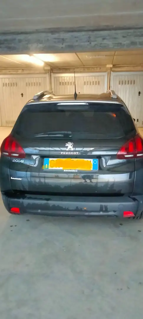 Peugeot 2008 2008 1.2 puretech Active s Чорний - 1