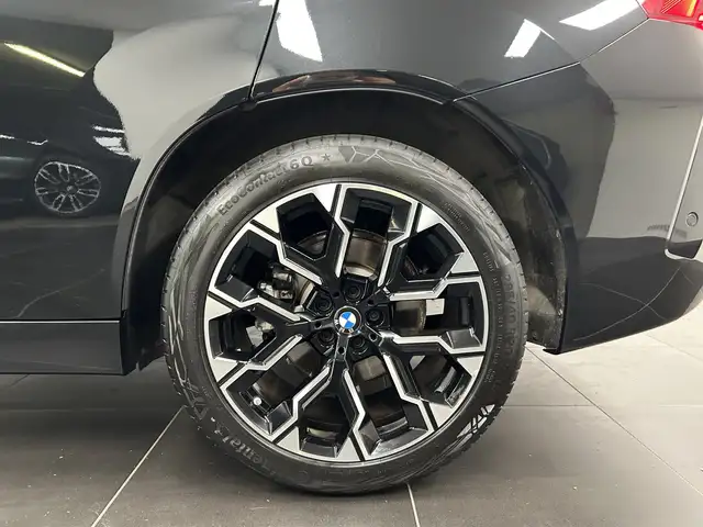 BMW X3 view 6