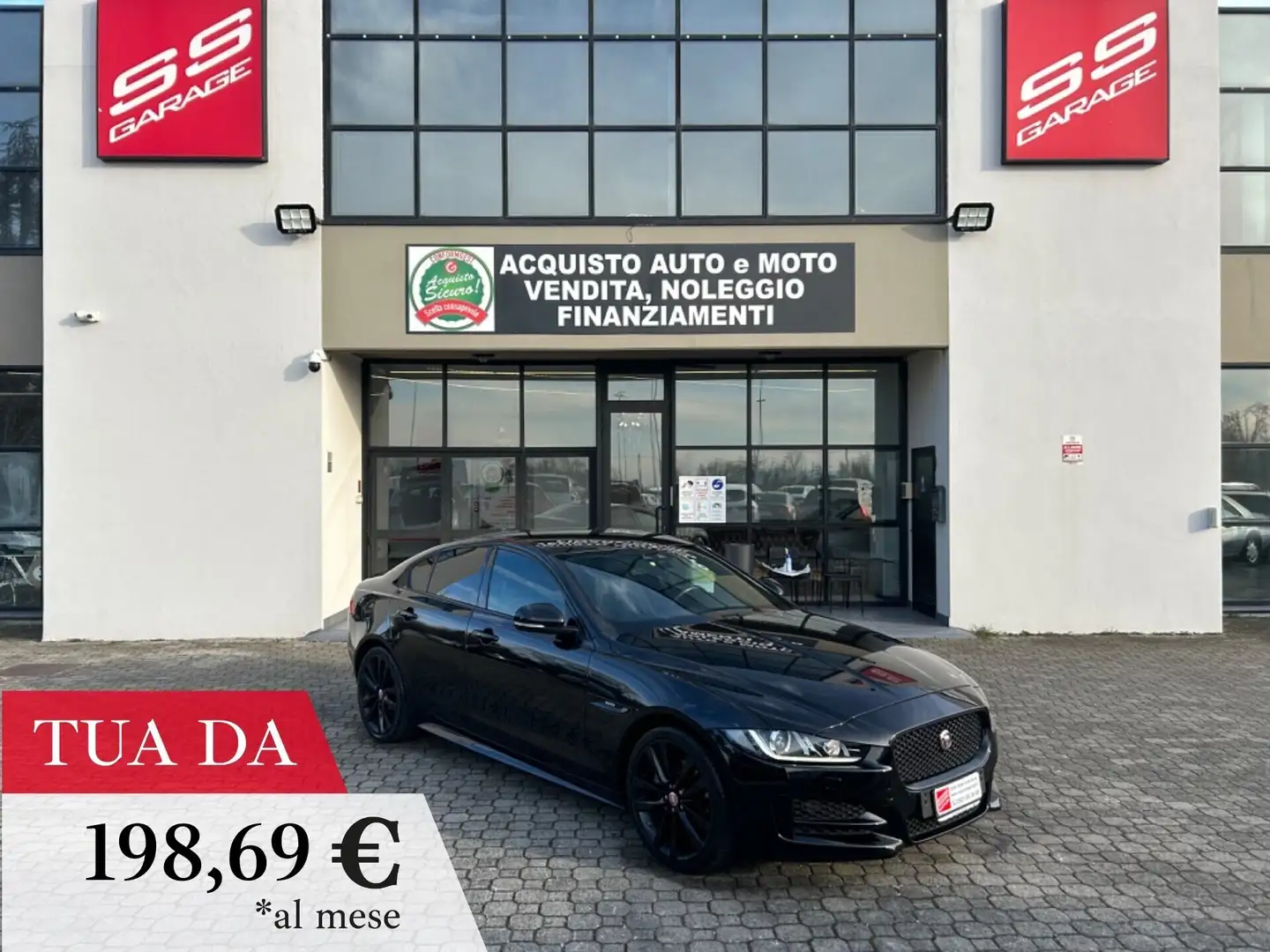 Jaguar XE XE 2.0d R-Sport - CATENA SOSTITUITA crna - 1