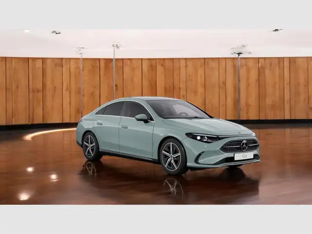 Mercedes-Benz CLA 180 8G-DCT