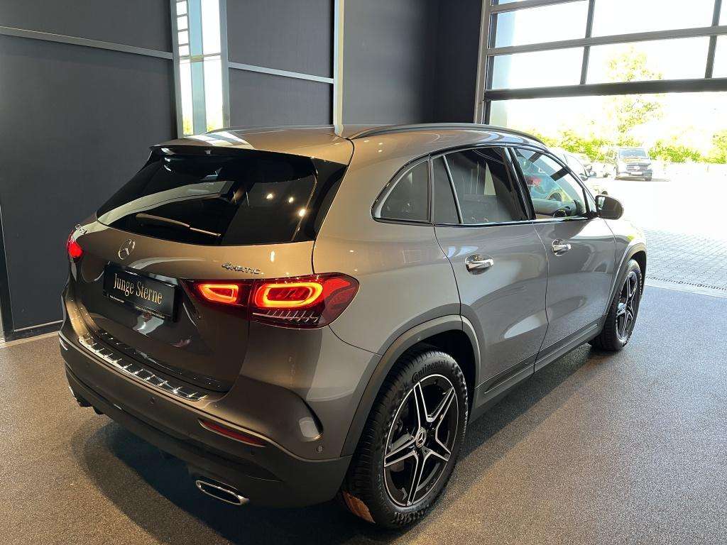 Mercedes-Benz GLA-Klasse