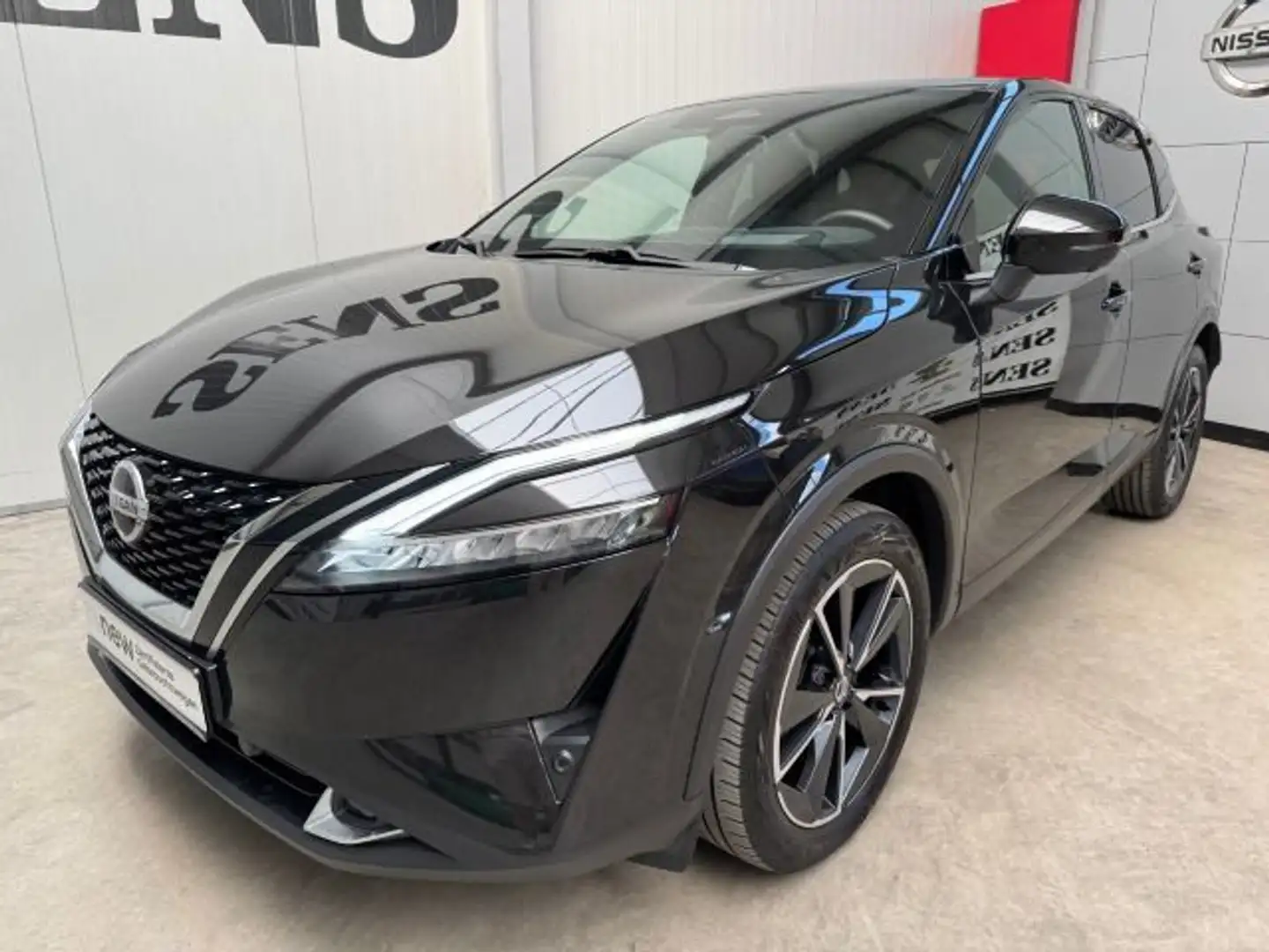 Nissan Qashqai 1.3 Tekna Automatik "Anhängekpl" Schwarz - 2
