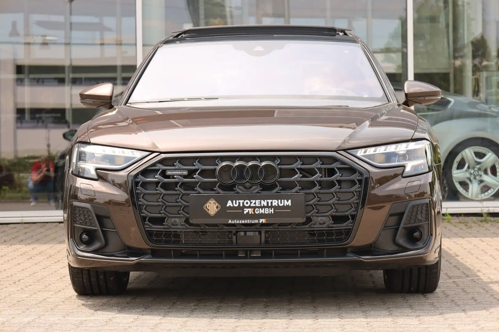 Audi A8 50 TDI Lang Exclusive B&O Pano HeadUp 3xTV Braun - 2