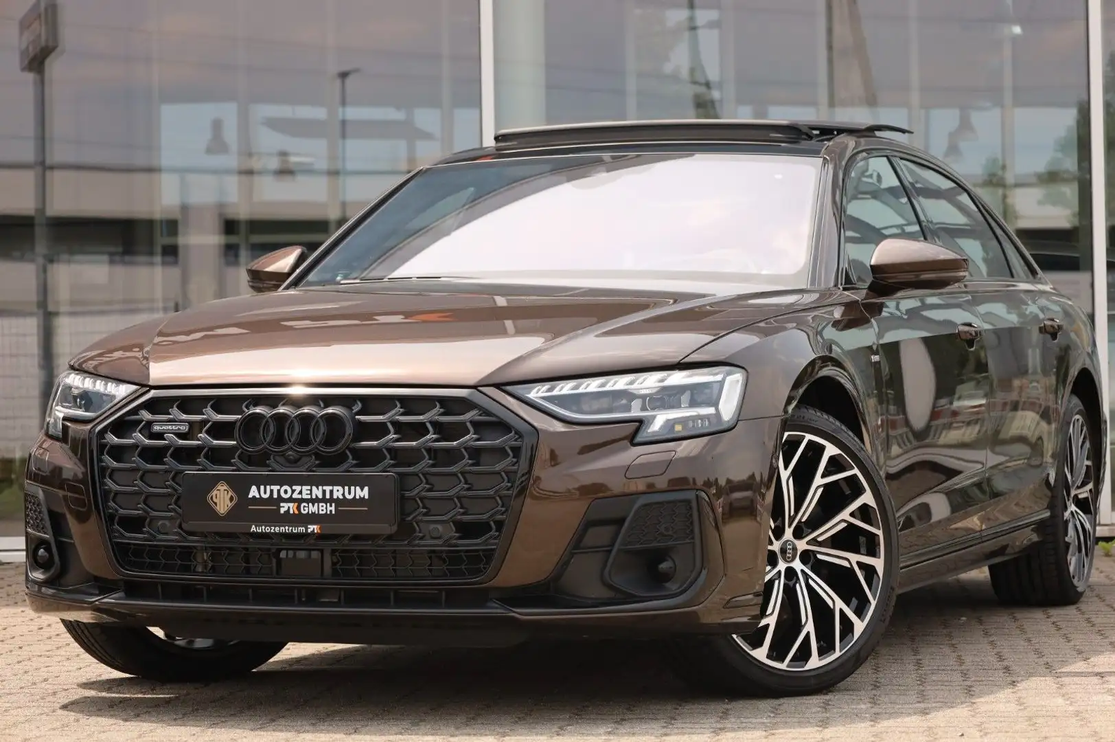 Audi A8 50 TDI Lang Exclusive B&O Pano HeadUp 3xTV Braun - 1