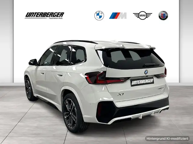 BMW X1 view 4