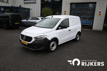 112 CDI L1 MBUX navigatie met camera en parkeerpak
