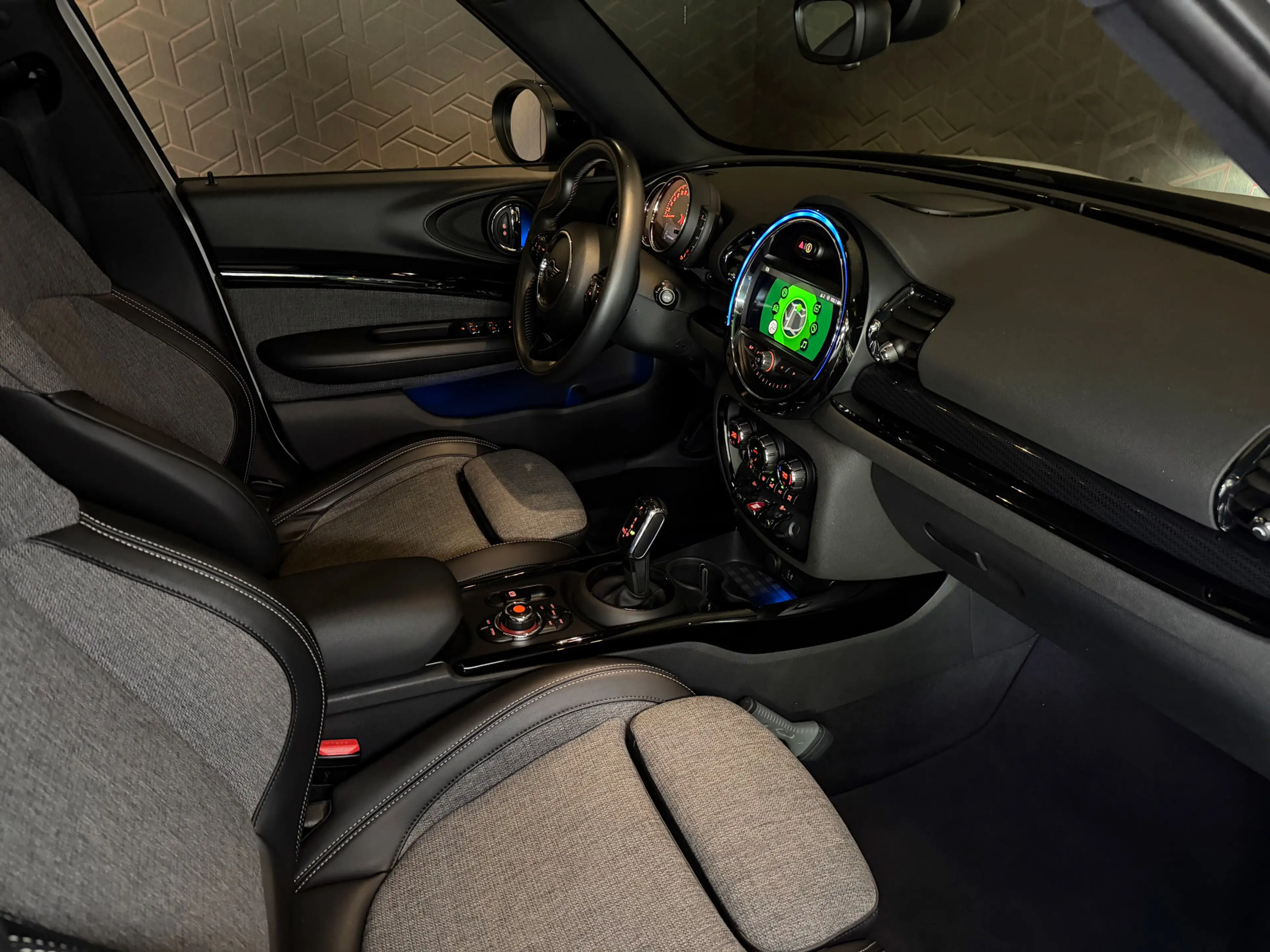 MINI Cooper Clubman 1.5 Pepper |Panoramadak|keyless|trekhaak| — photo 14
