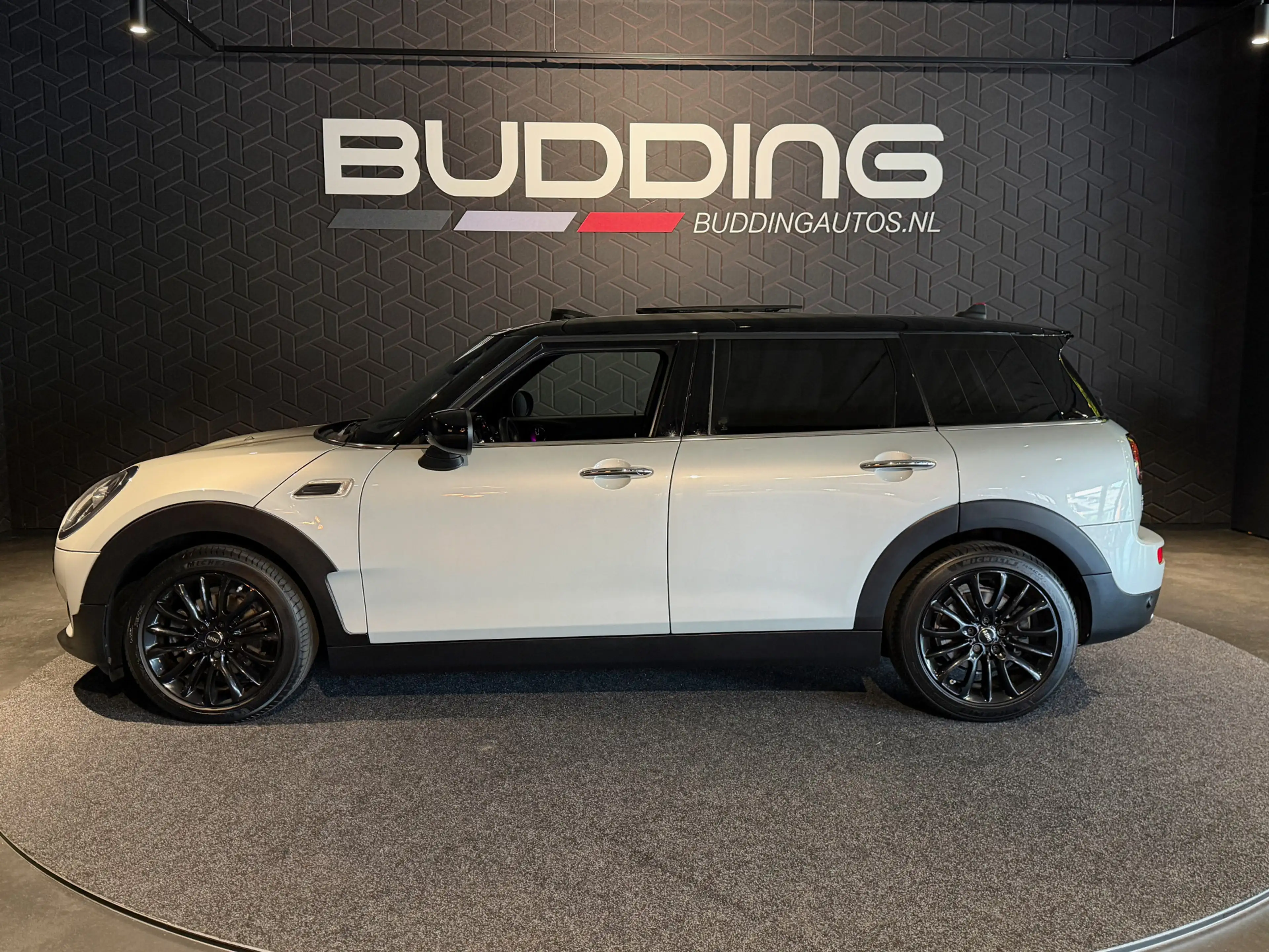 MINI Cooper Clubman 1.5 Pepper |Panoramadak|keyless|trekhaak| — photo 8