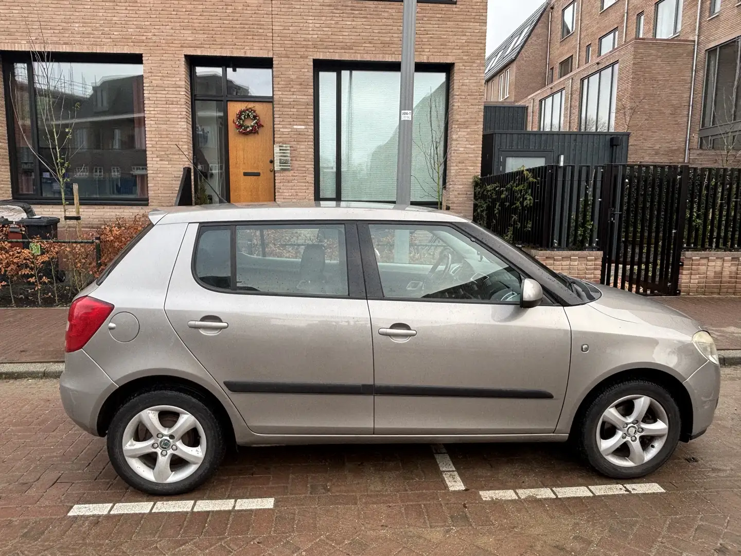 Skoda Fabia 1.2 - 2008 benzine met keuring voor verkoop Beige - 1