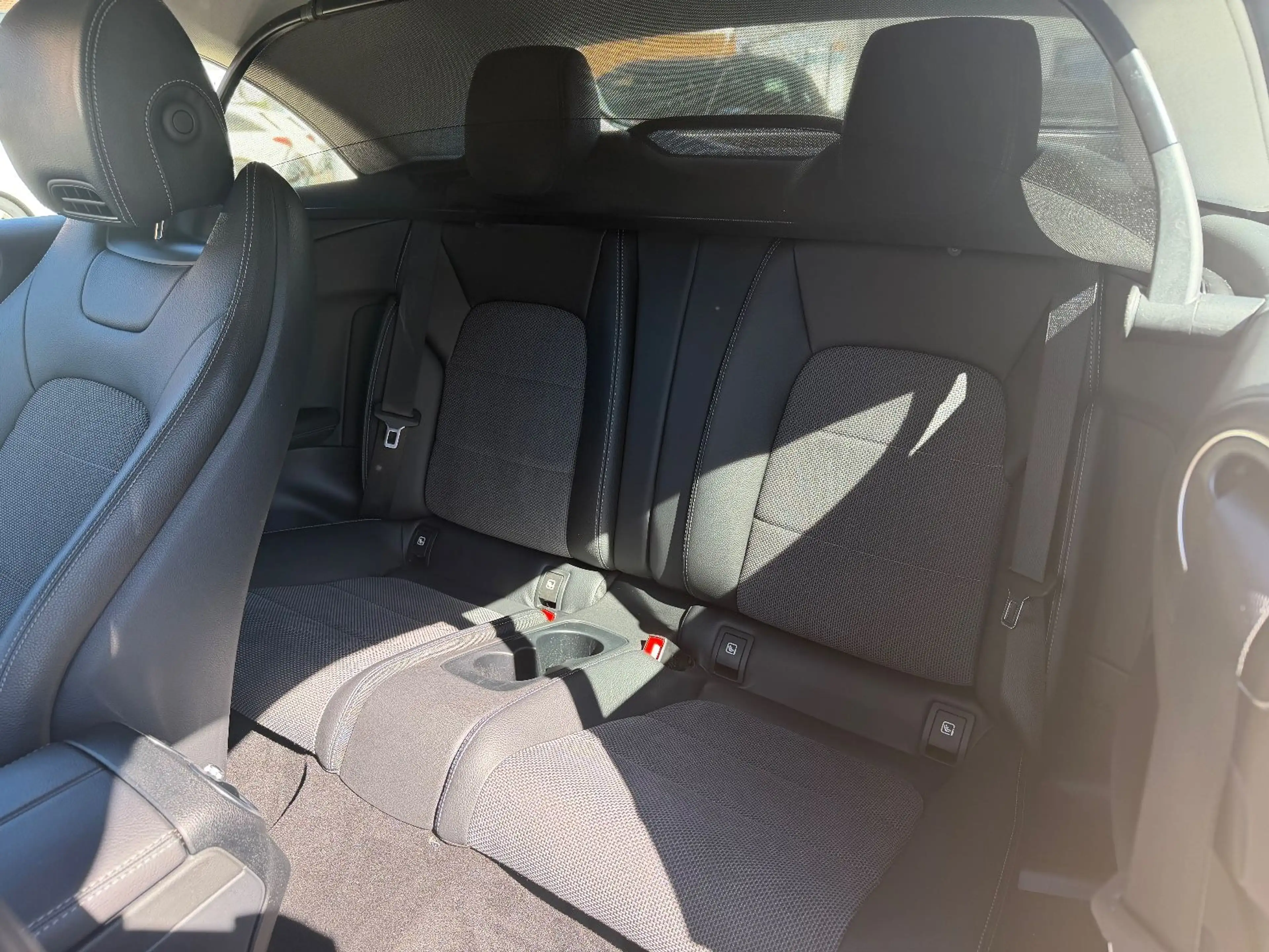 Mercedes-Benz C 200 Cabrio*4Matic*Airscarf*Rcam — photo 11