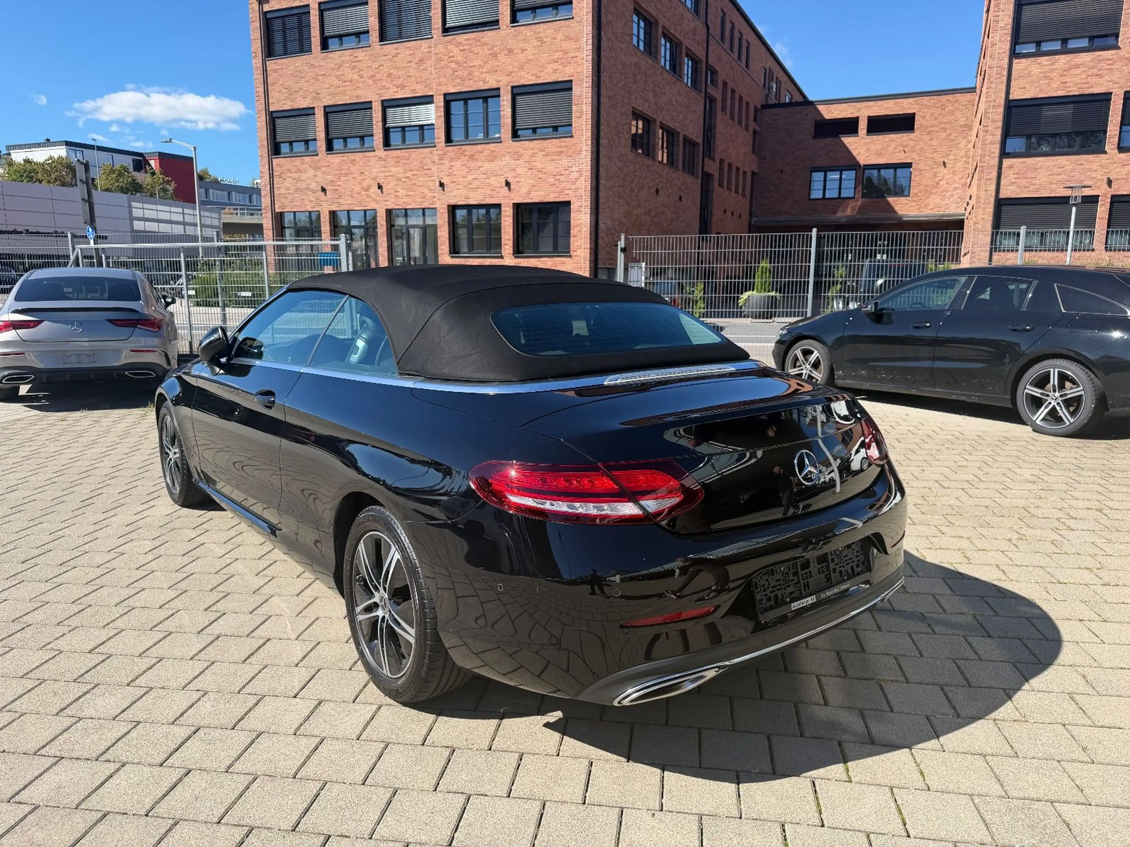 Mercedes-Benz C 200 Cabrio*4Matic*Airscarf*Rcam — photo 8