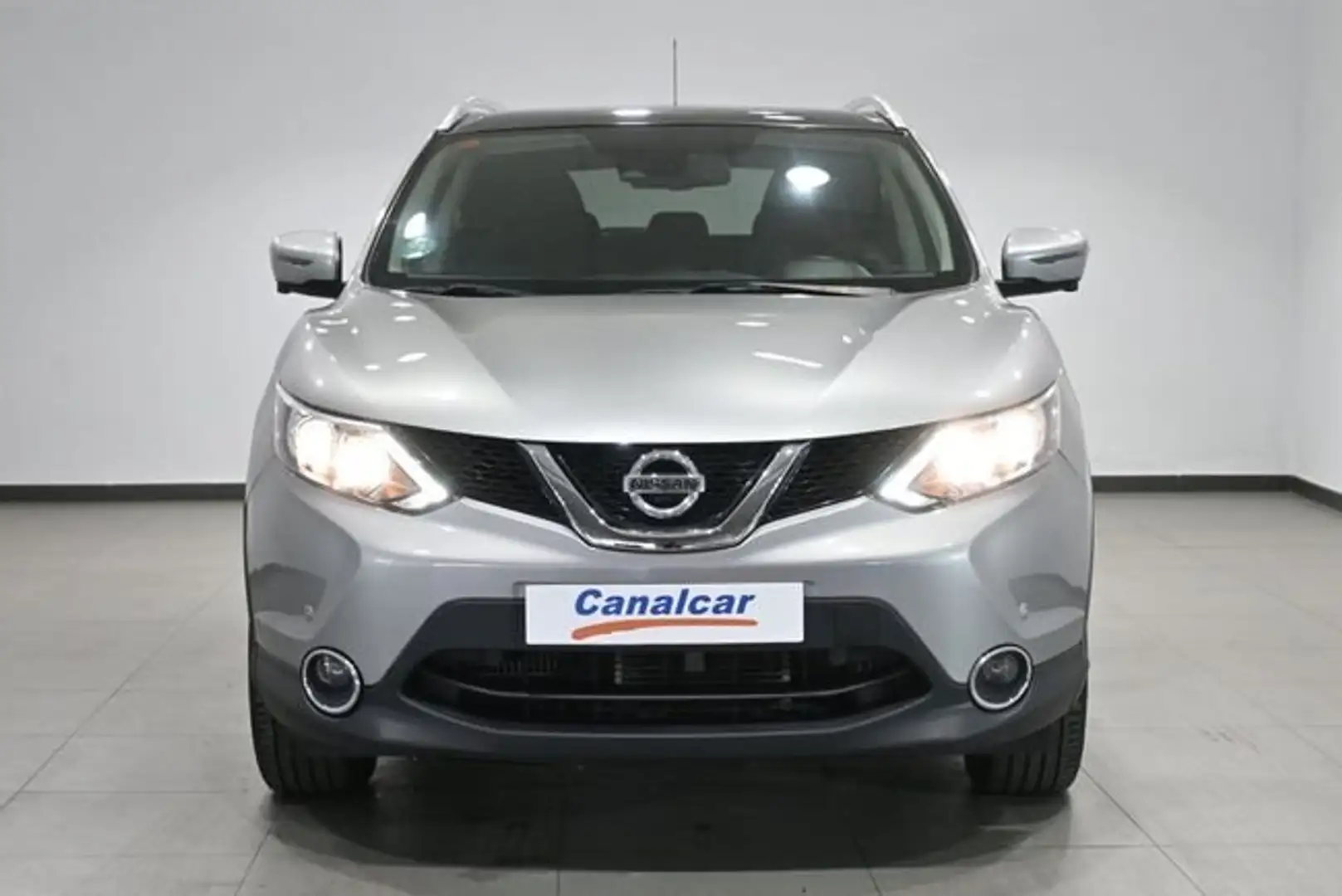 Nissan Qashqai 1.2 DIG-T Tekna 4x2 XTronic Gris - 2