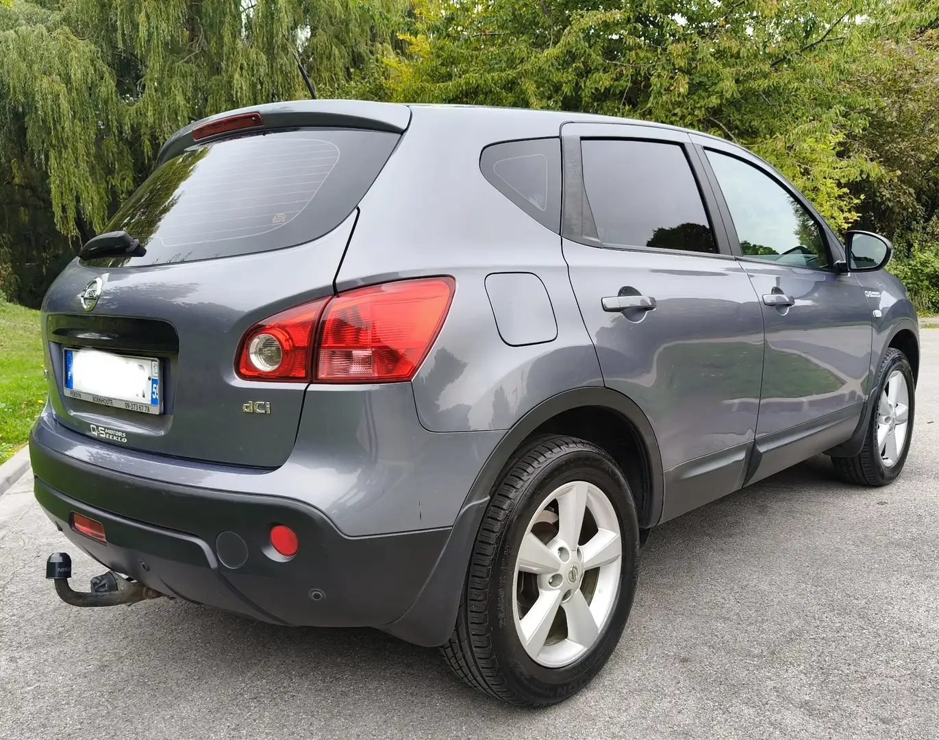 Nissan Qashqai 1.5 dci 105 CH boîte 6 - 2