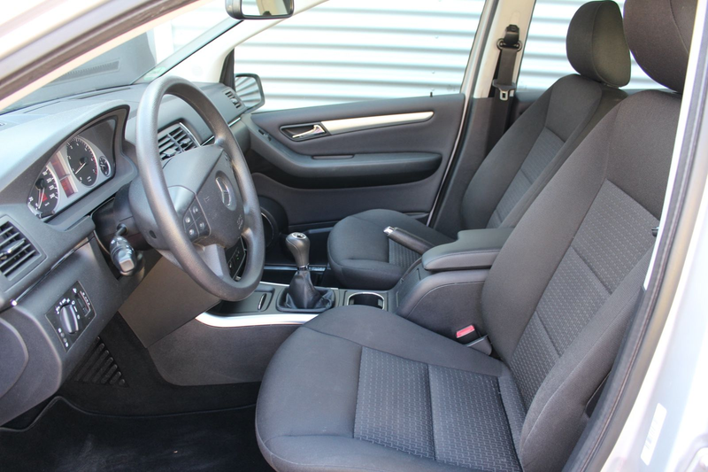 Mercedes-Benz B 160 KLIMA ALLWETTERREIFEN SITZHEIZUNG — photo 9