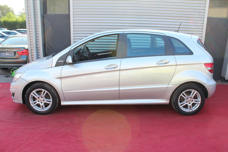 Mercedes-Benz B 160 KLIMA ALLWETTERREIFEN SITZHEIZUNG — photo 2