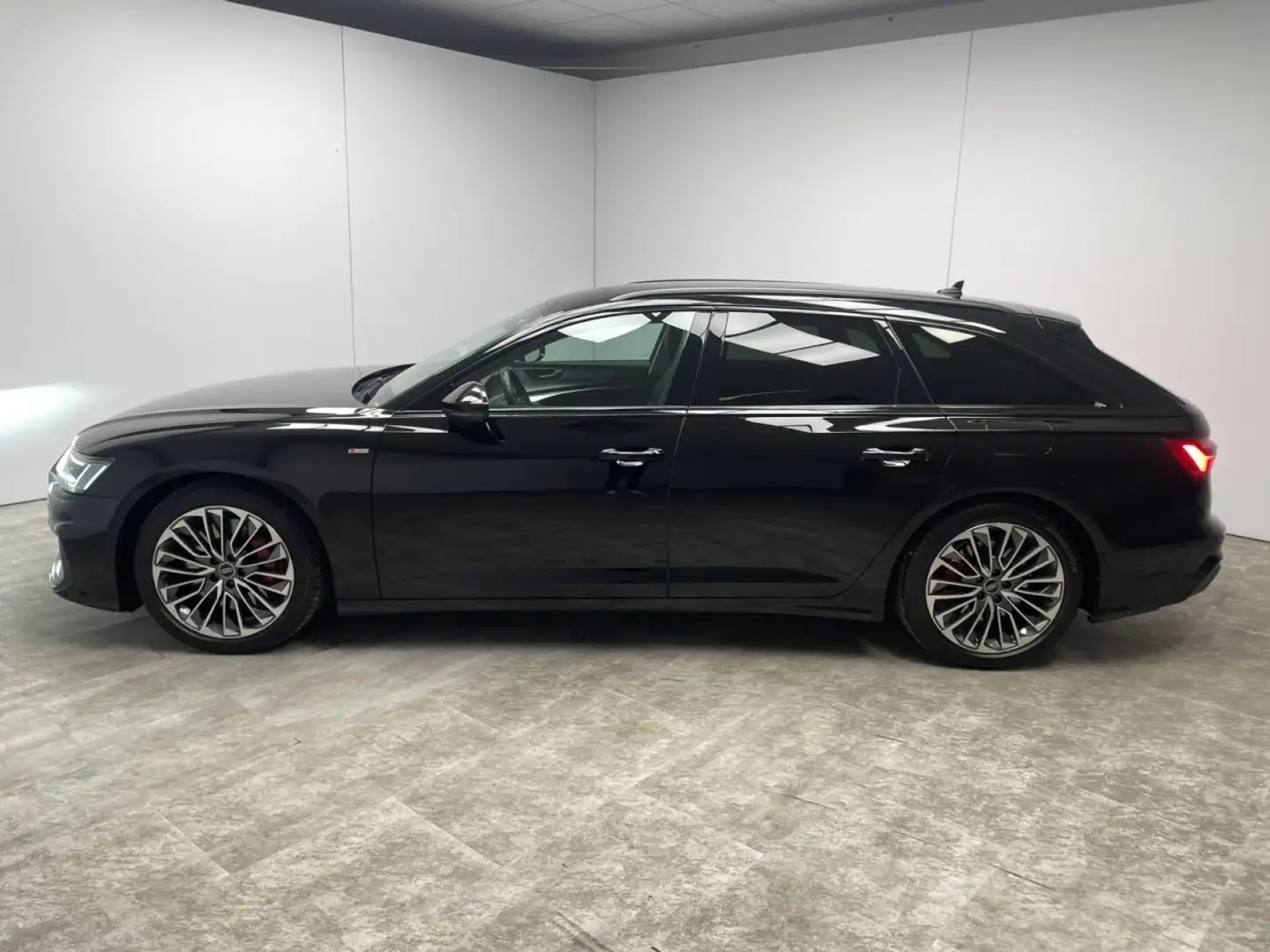 Audi A6 Avant 55 TFSIe quattro sport Klima Navi Schwarz - 2