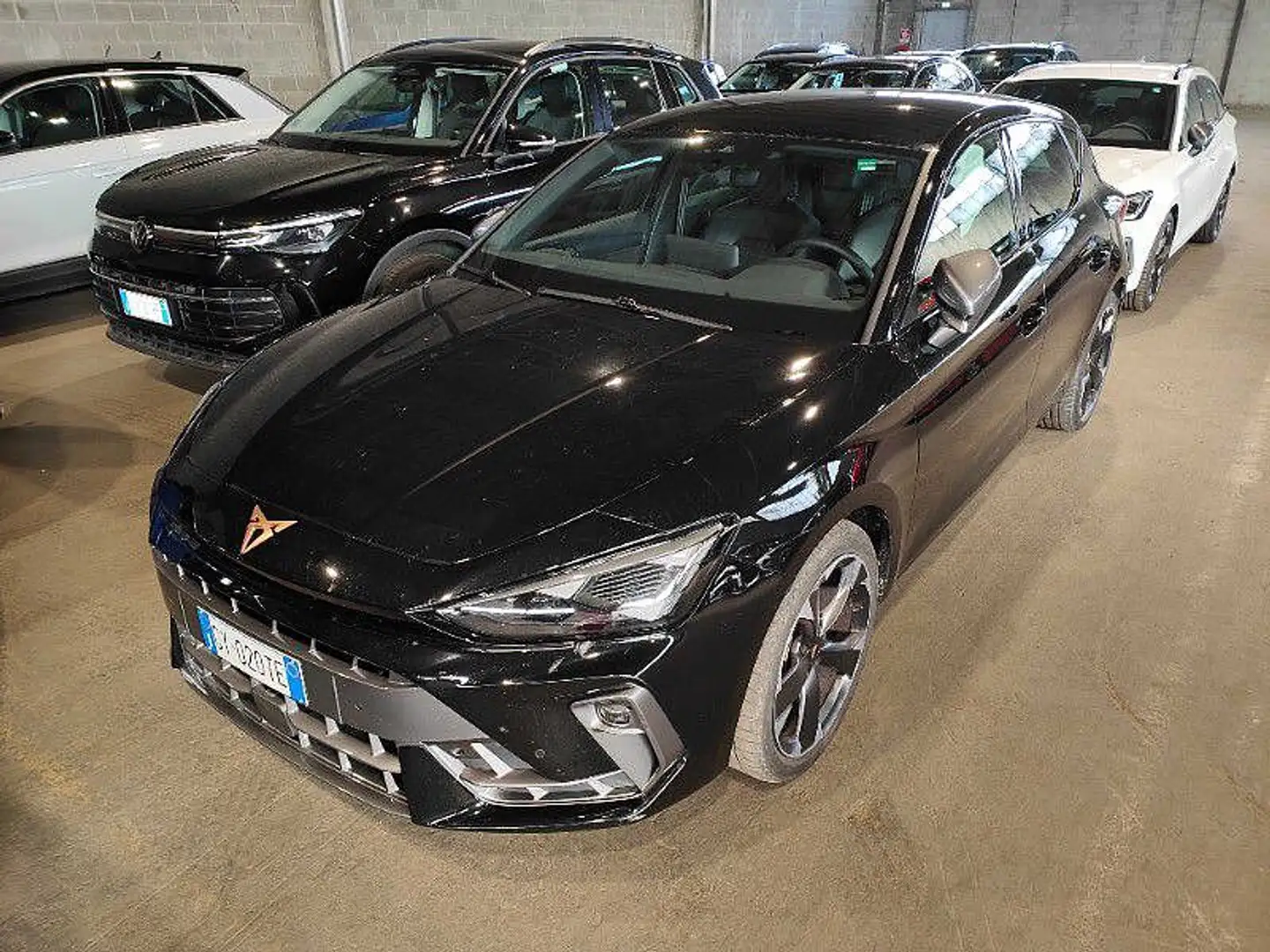 CUPRA Leon 1.5 Hybrid 150 CV DSG Nero - 2