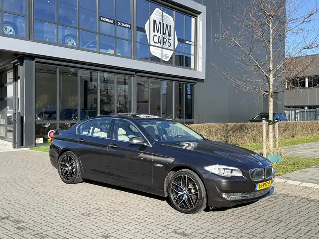 BMW 528 5-serie 528i High Exec. Leder, Schuifdak, memory s