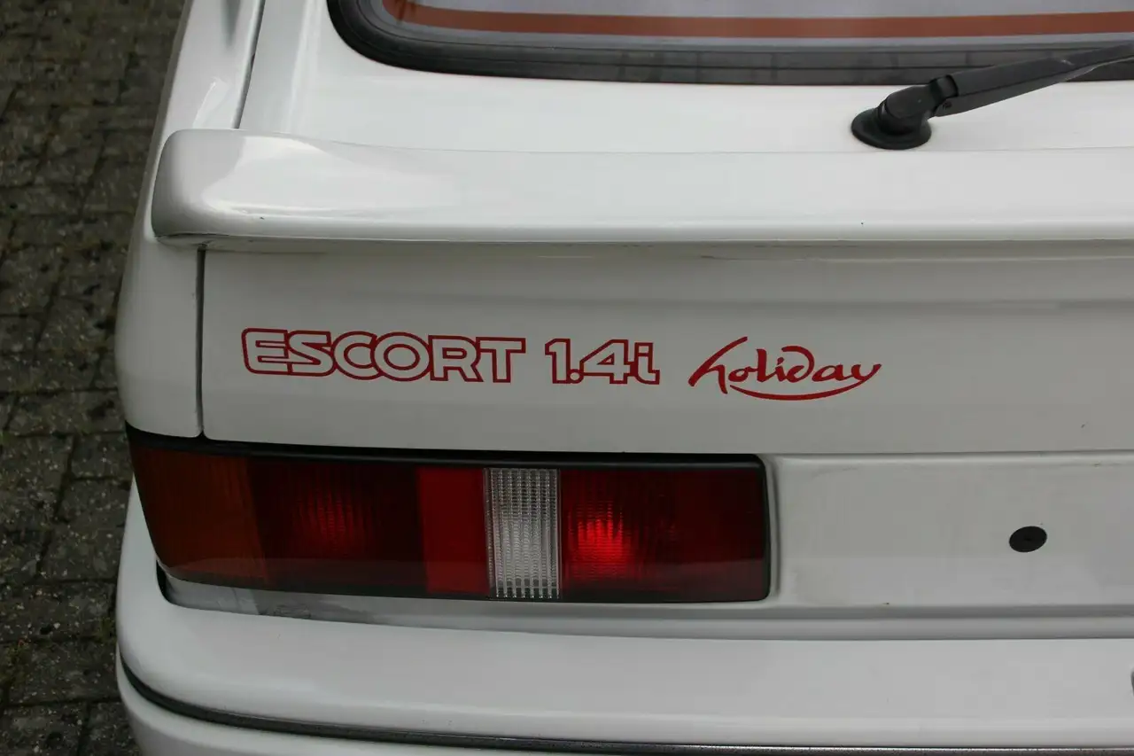 Ford Escort Holiday 1.4i H-Zulassung *HU bis 03/2028*, foto 4