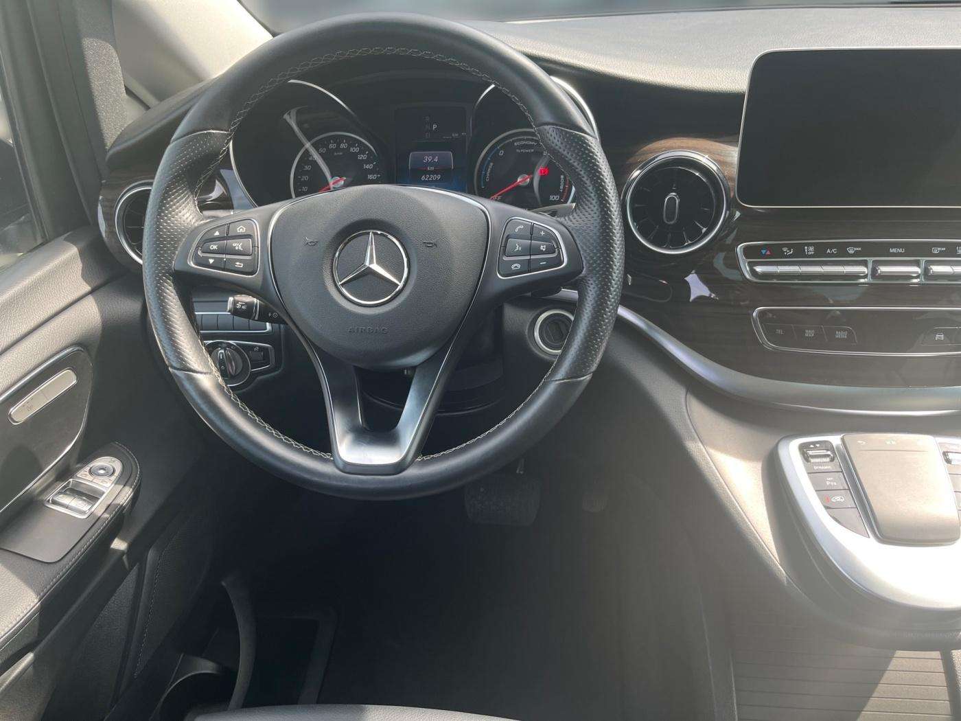 Mercedes-Benz EQV 300