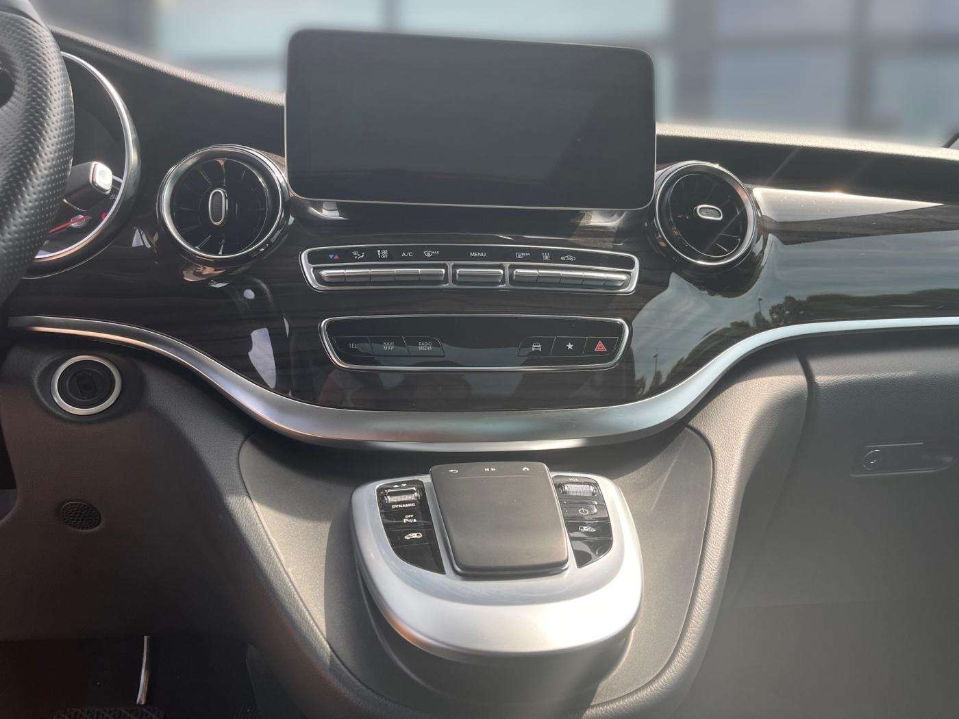 Mercedes-Benz EQV 300