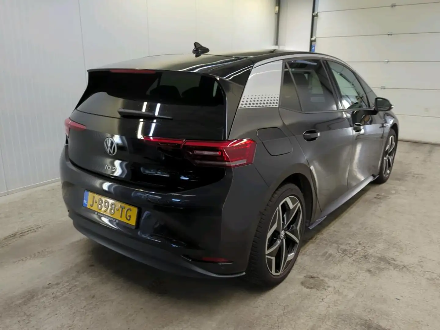 Volkswagen ID.3 First Plus 58 kWh NAVI | CAMERA | STOELVERWARMING Gris - 2