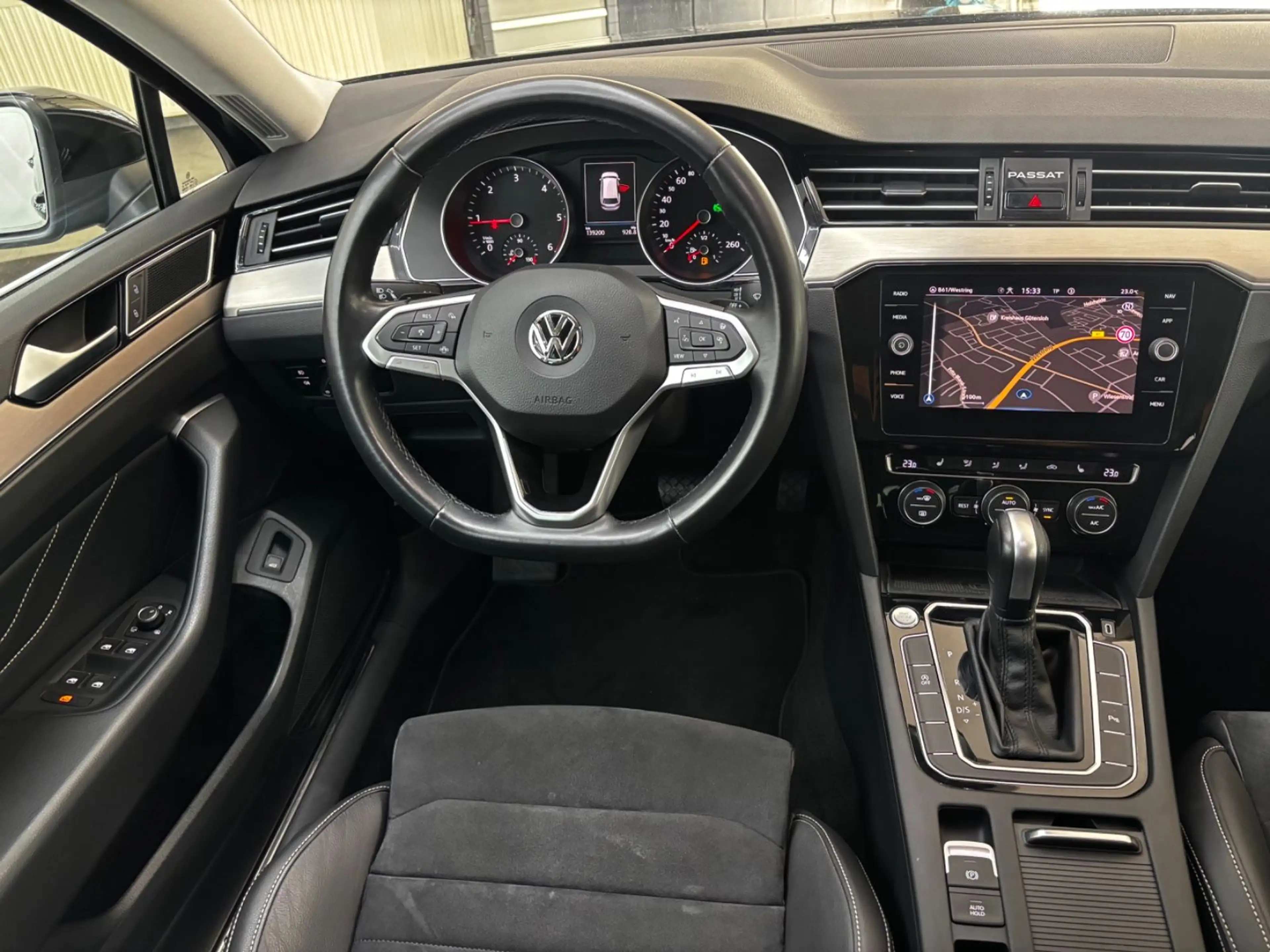 Volkswagen Passat Variant 2.0 TDI  Elegance *DSG*Kamera*AHK — photo 9
