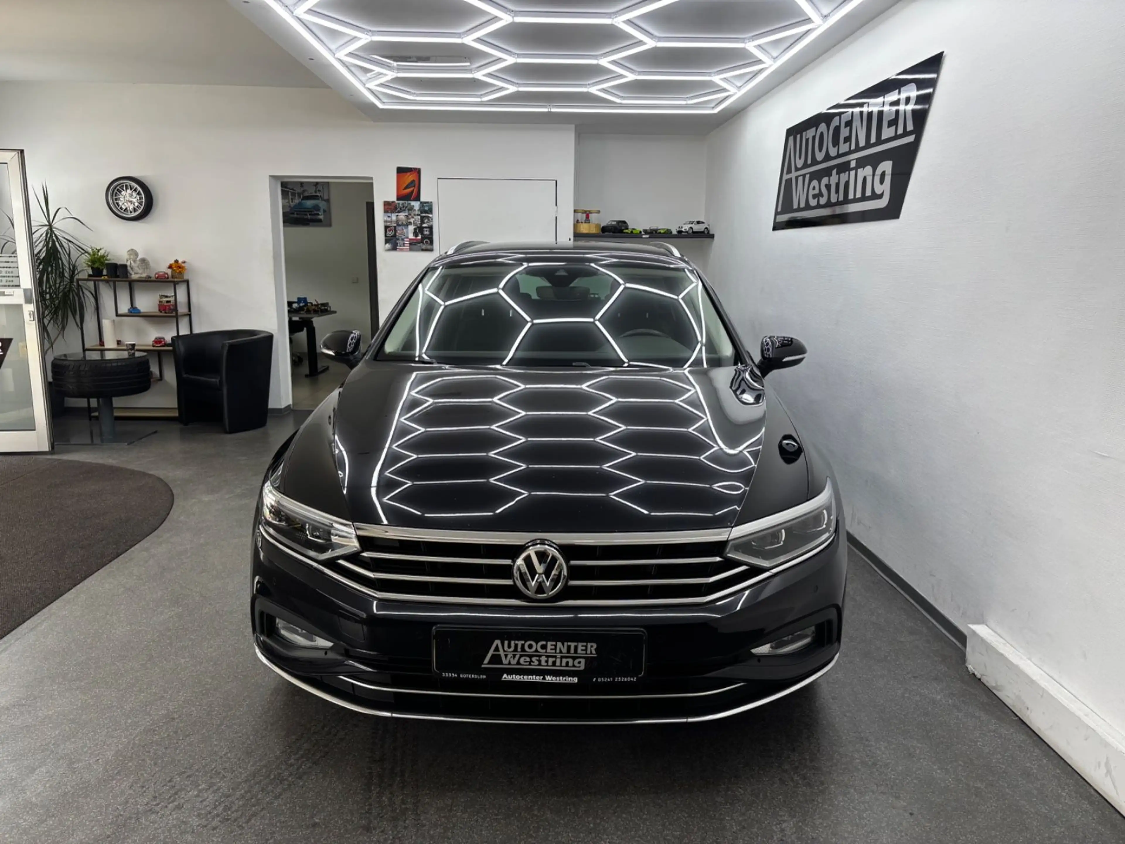Volkswagen Passat Variant 2.0 TDI  Elegance *DSG*Kamera*AHK — photo 4