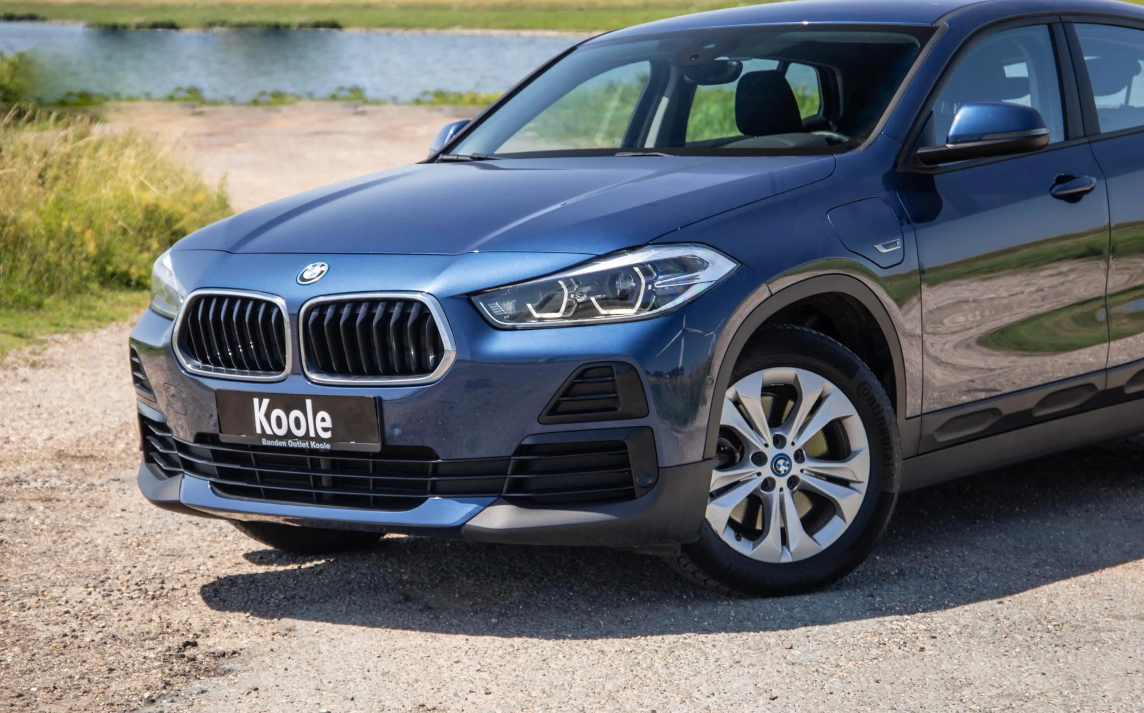 BMW X2 xDrive25e Executive CAMERA / PLUG IN HYBRID / STOE — photo 2