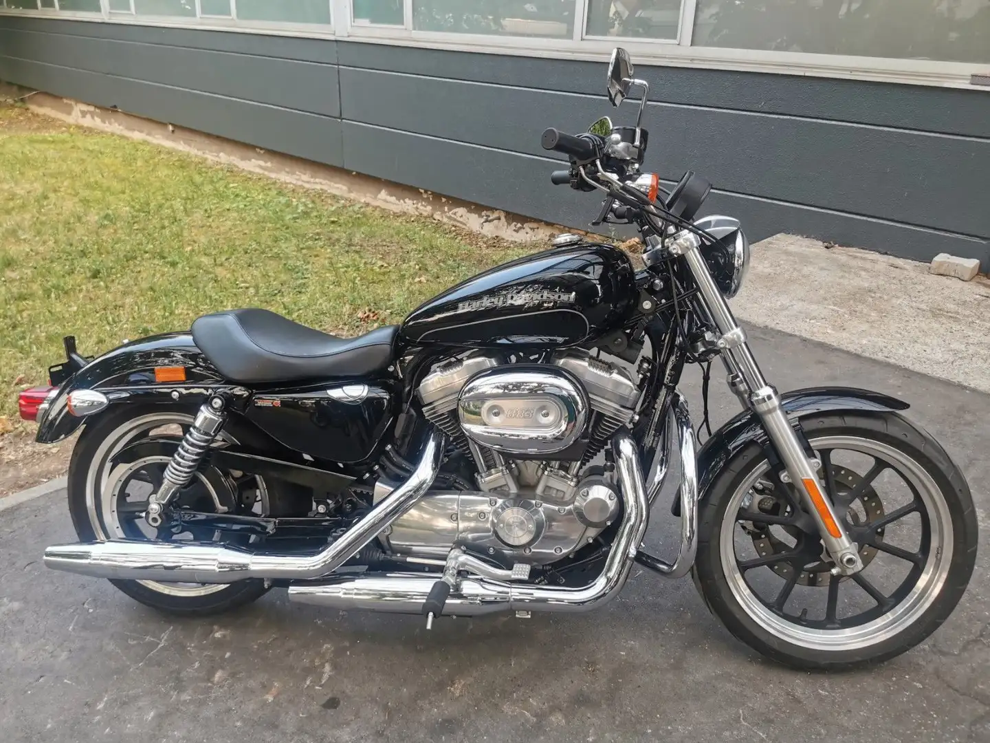 Harley-Davidson XL 883 L ABS Superlow| Navi vorhanden| Top Zustand Schwarz - 1