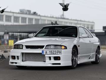 R33 GTST