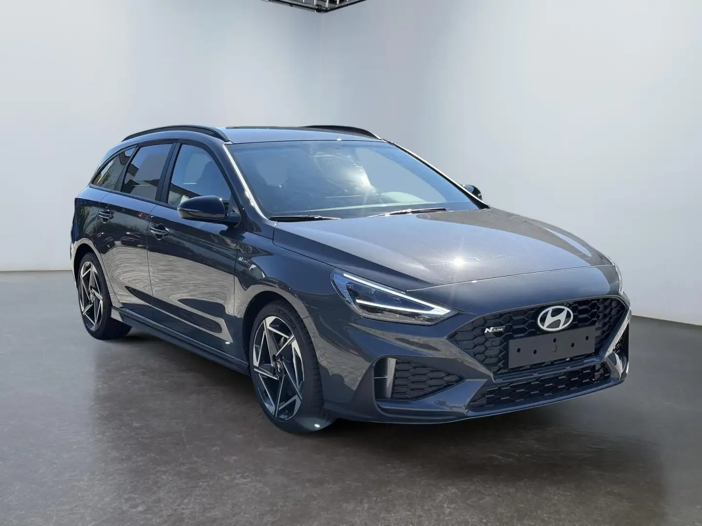 Hyundai i30 Kombi N Line 1.6 T-GDI DCT N-Line Navigation Ka... Weiß - 1