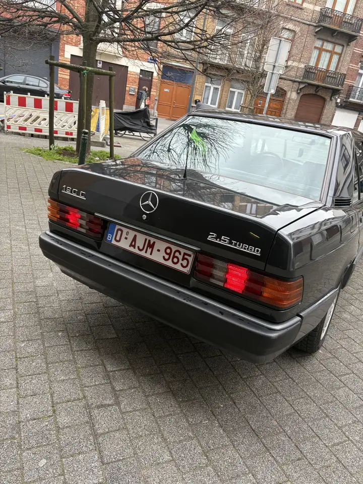 Mercedes-Benz 190 2.5.Turbo Diesel Automatique, foto 3