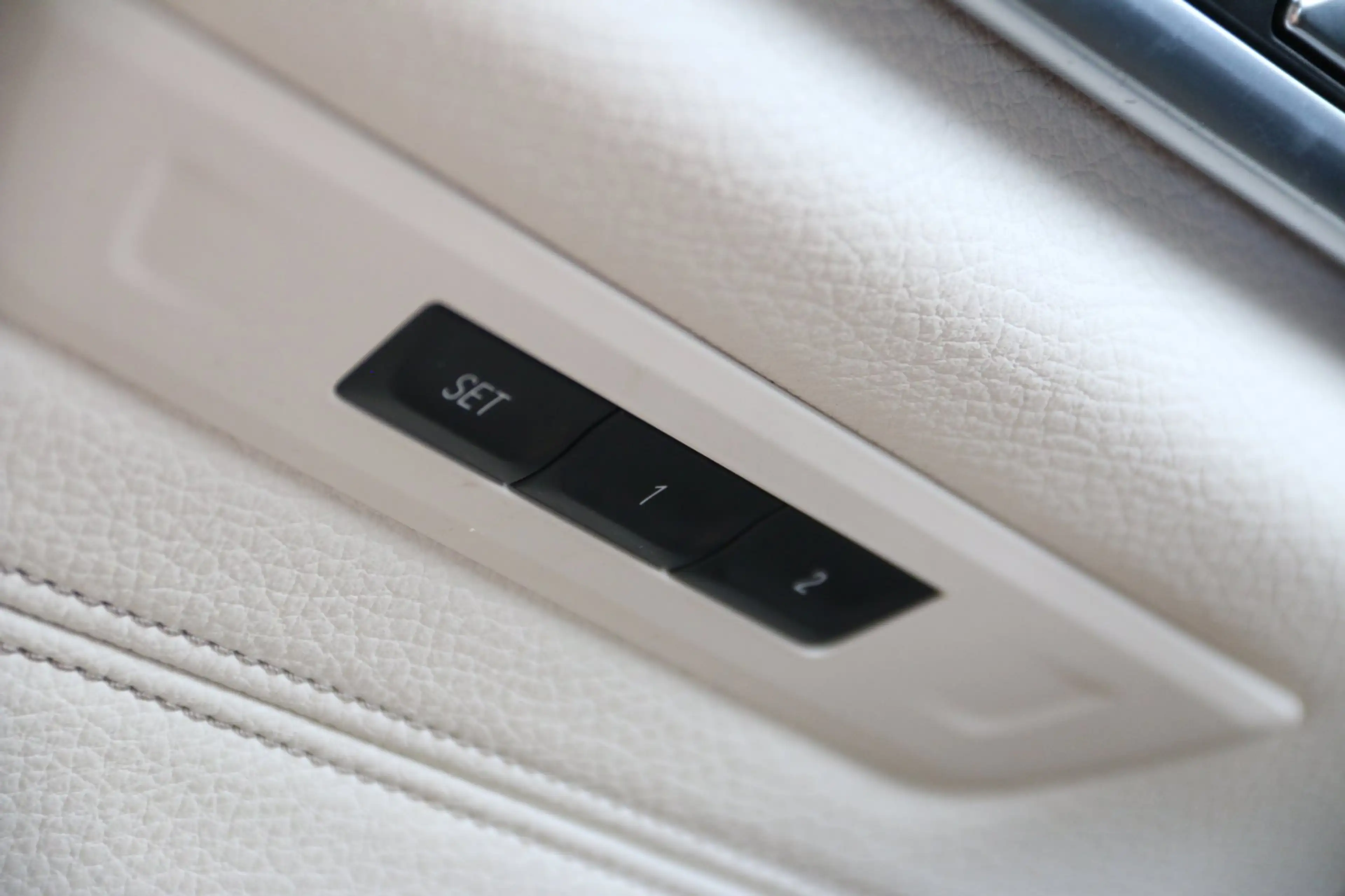 BMW 545 5-serie 545e xDrive High Executive M-PAKKET — photo 19