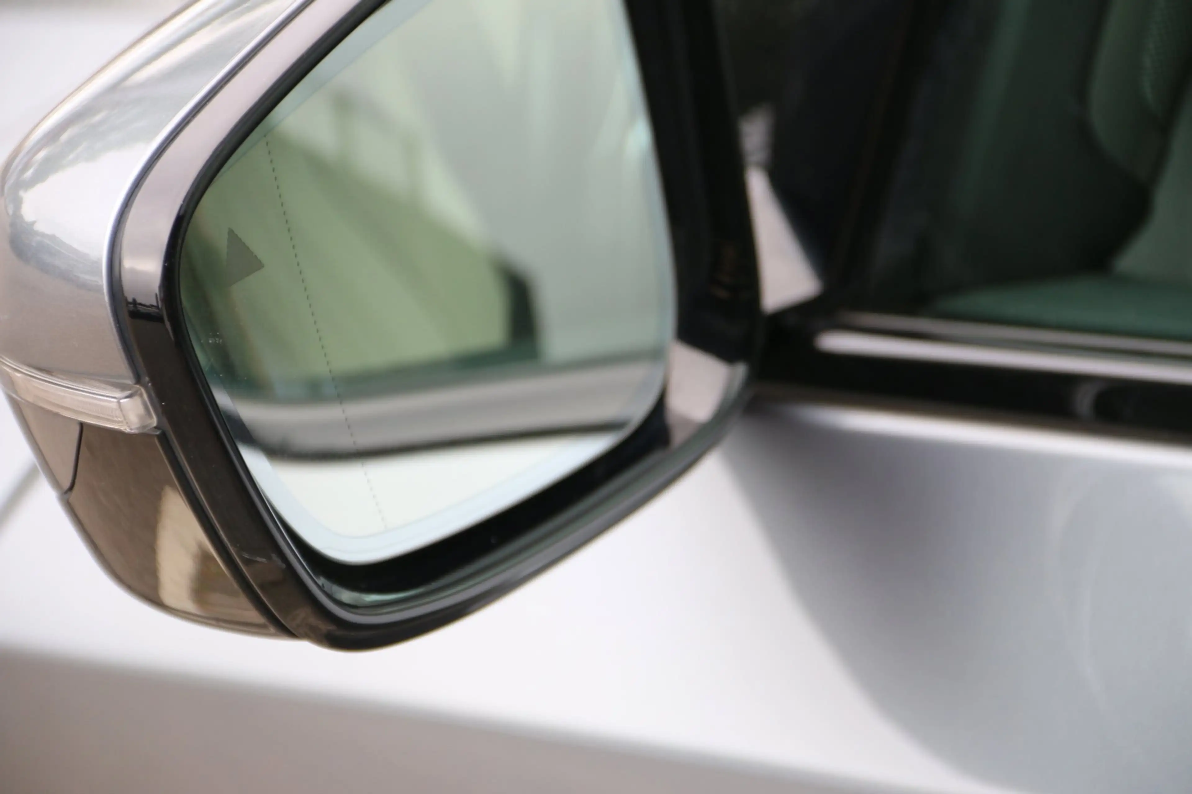 BMW 545 5-serie 545e xDrive High Executive M-PAKKET — photo 23