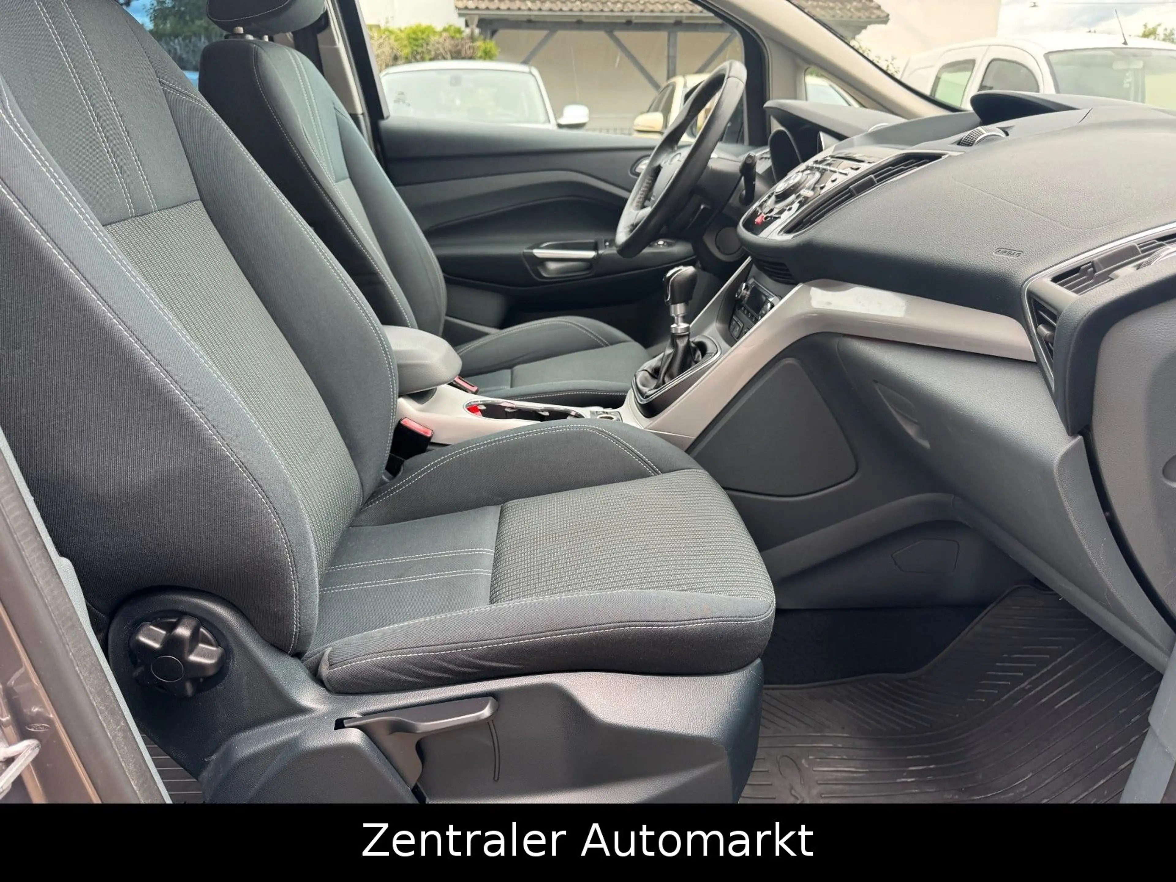 Ford Grand C-Max C-Max Grand Titanium/Xenon/Navi/Kamera/7-Sitzer — photo 13