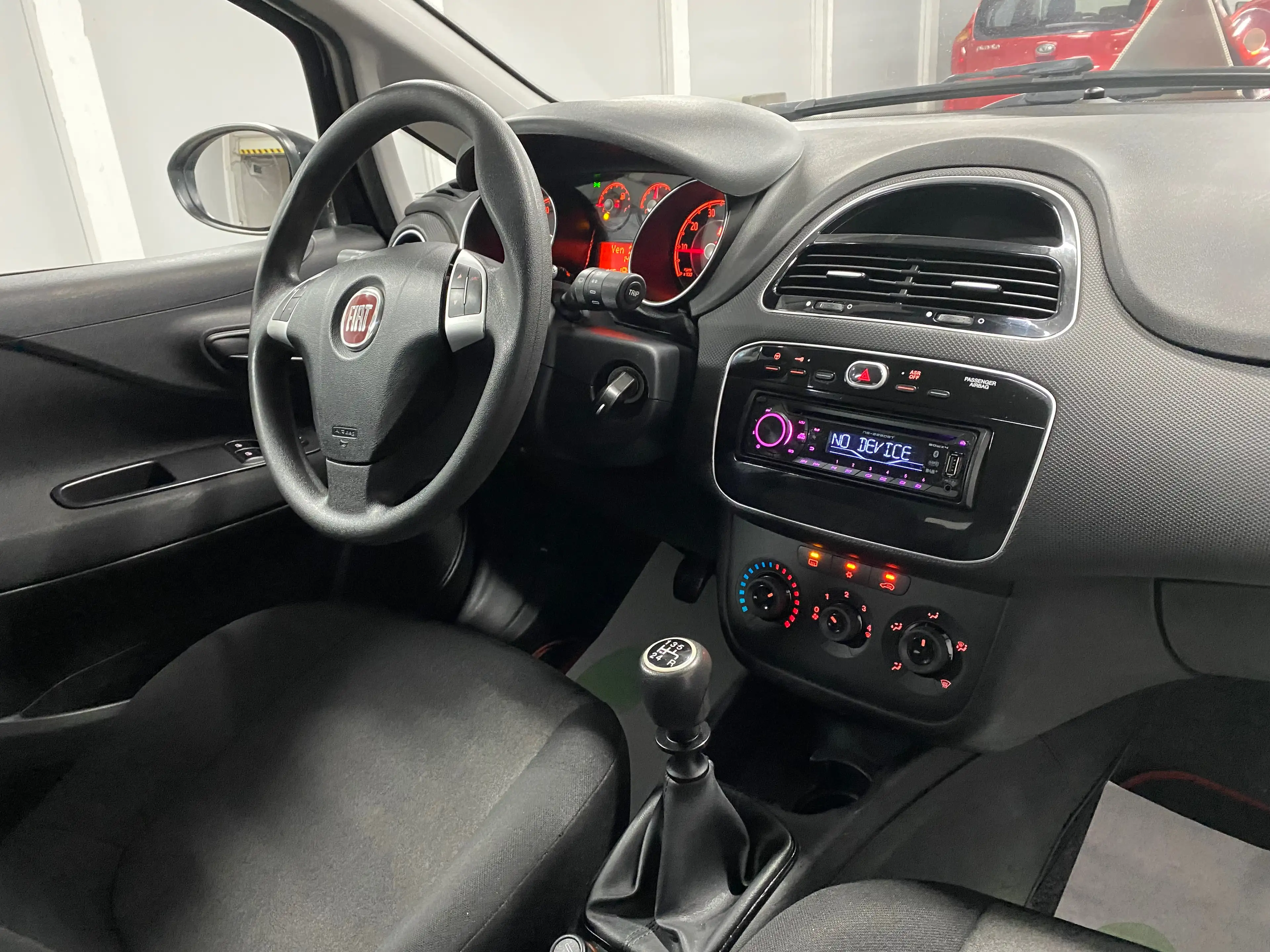 Fiat Punto 1.2i STREET 🏳️ GARANTIE 12 MOIS 🏳️ — photo 11