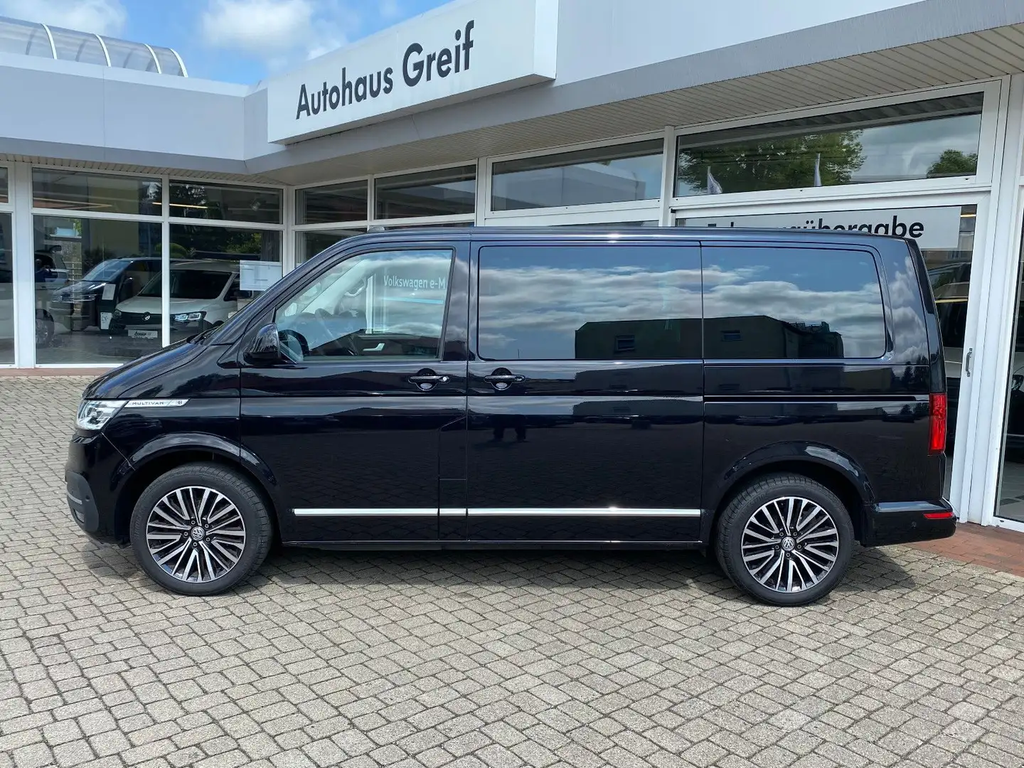 Volkswagen T6 Multivan Multivan 6.1 2.0 TDI DSG Highline*4x4*LED*NAVI* Noir - 2