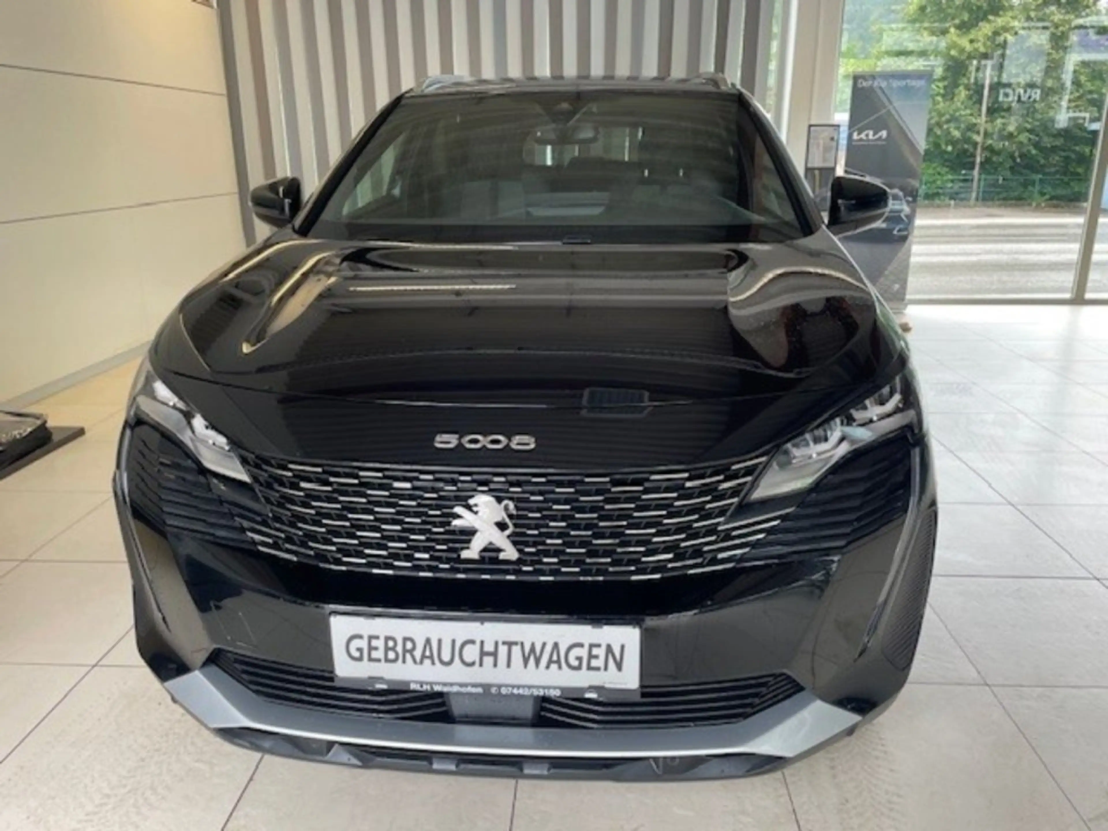 Peugeot 5008 ALL PT 130 EAT8