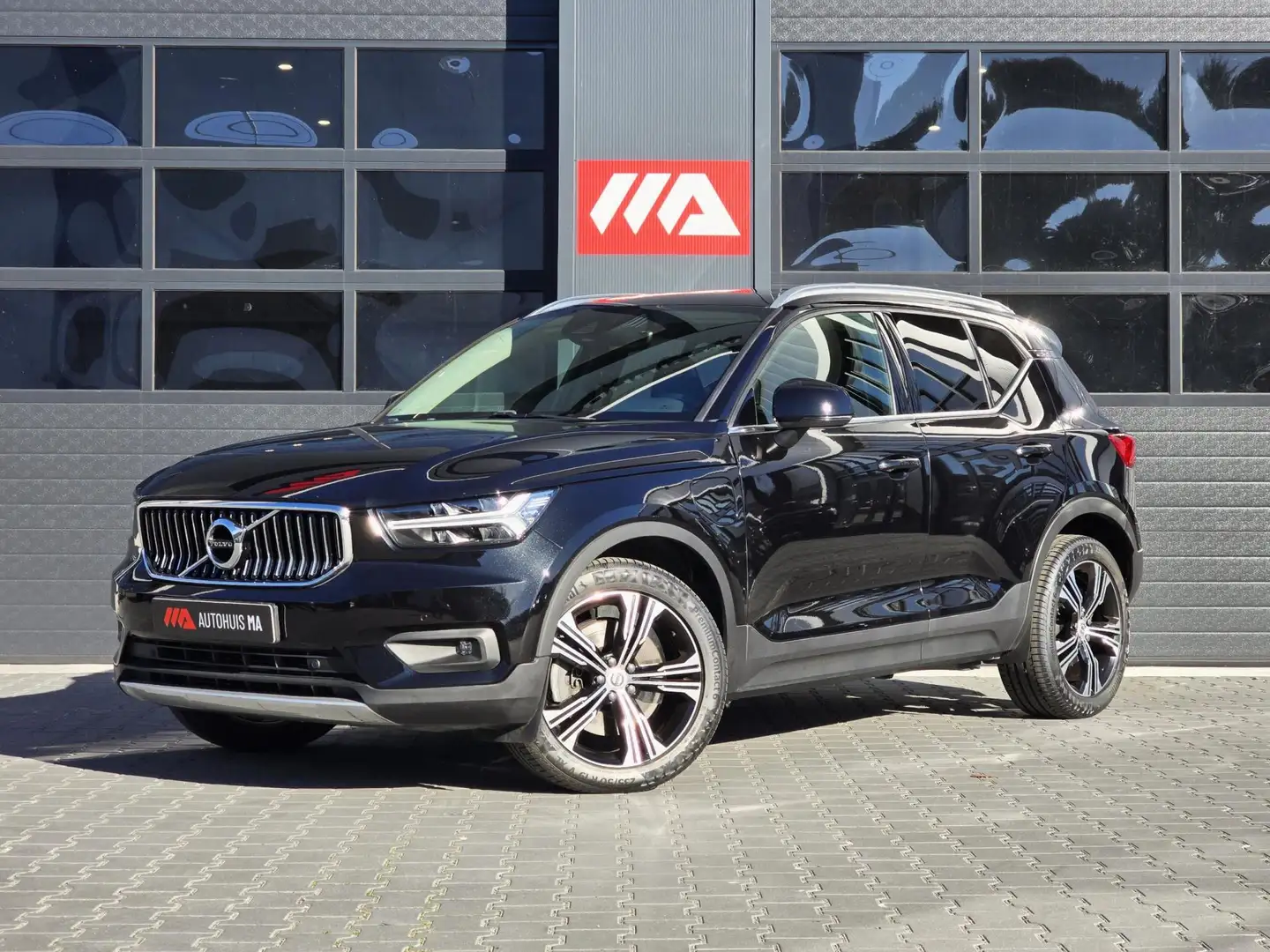 Volvo XC40 1.5 T5 Recharge Inscription Panoramadak/Camera/Car Zwart - 1