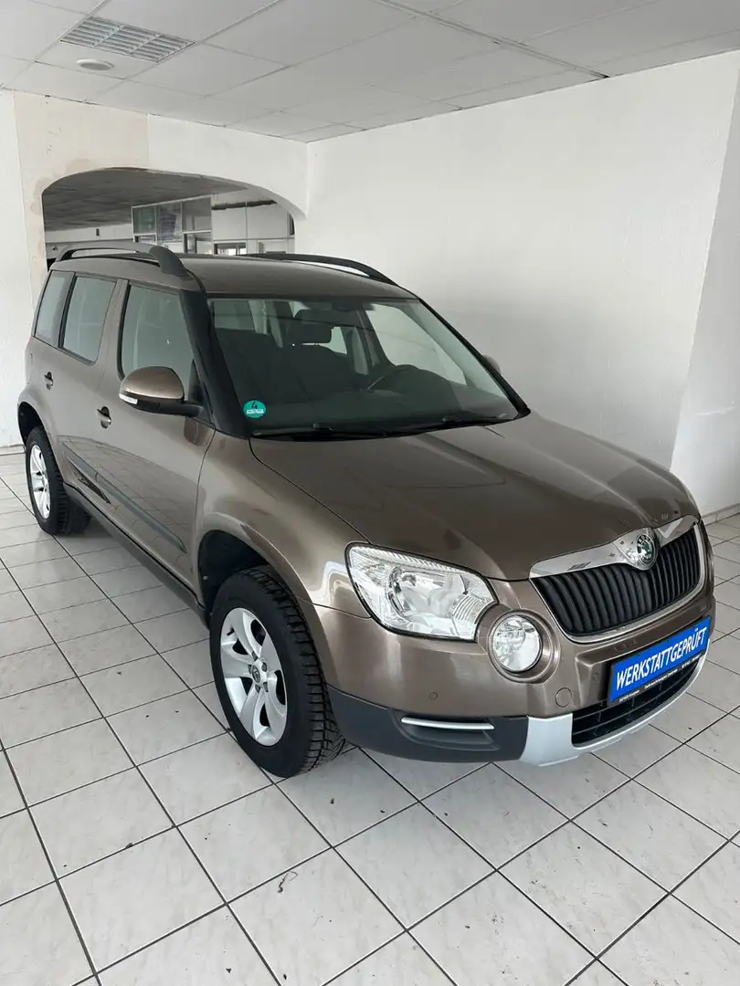 Skoda Yeti 1.2 TSI DSG*Steuerkette/Tüv/Insp.Neu* Braun - 2
