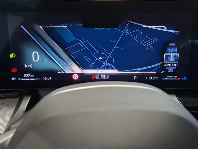 BMW 5 Series view 14