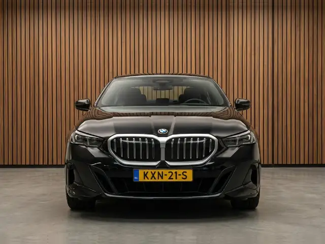 BMW 5 Series view 2