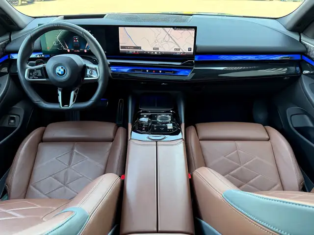 BMW 550 e xDrive M-Sportpaket Pro Ansicht 24