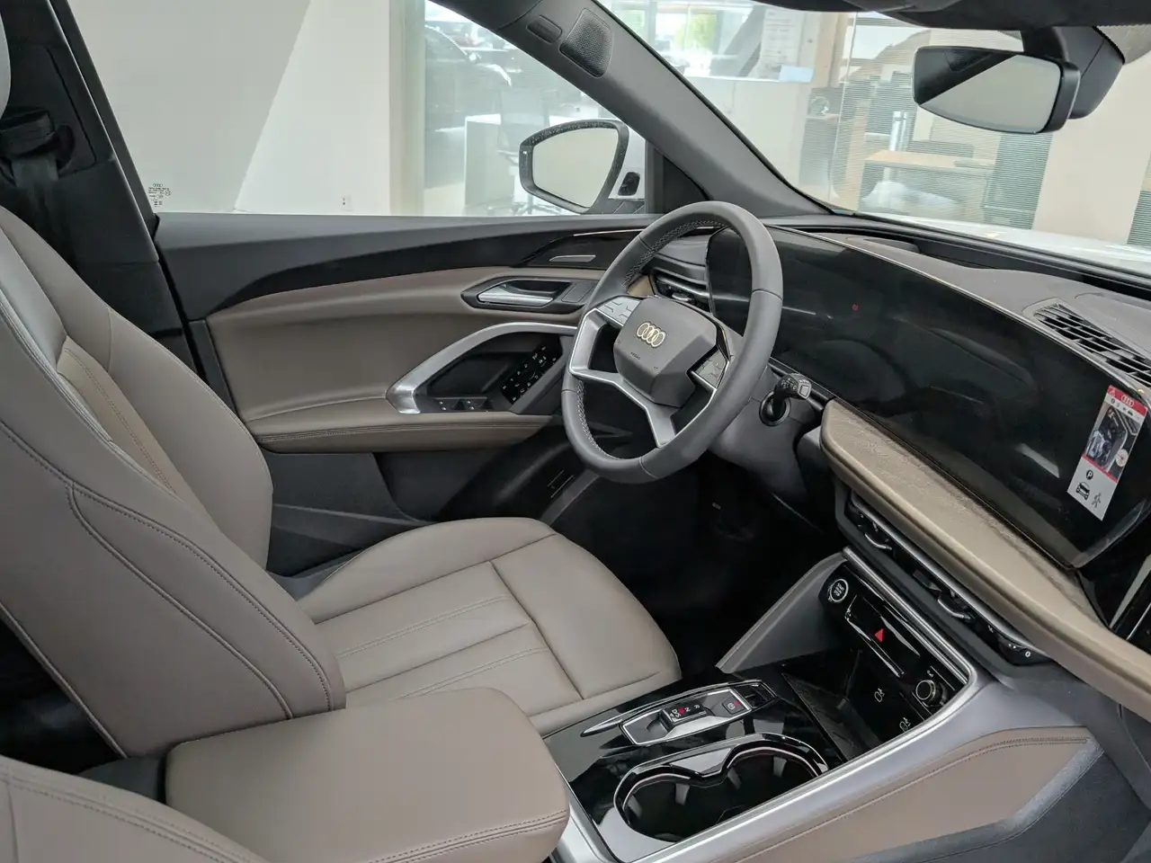 Audi Q5 photo Audi Q5
